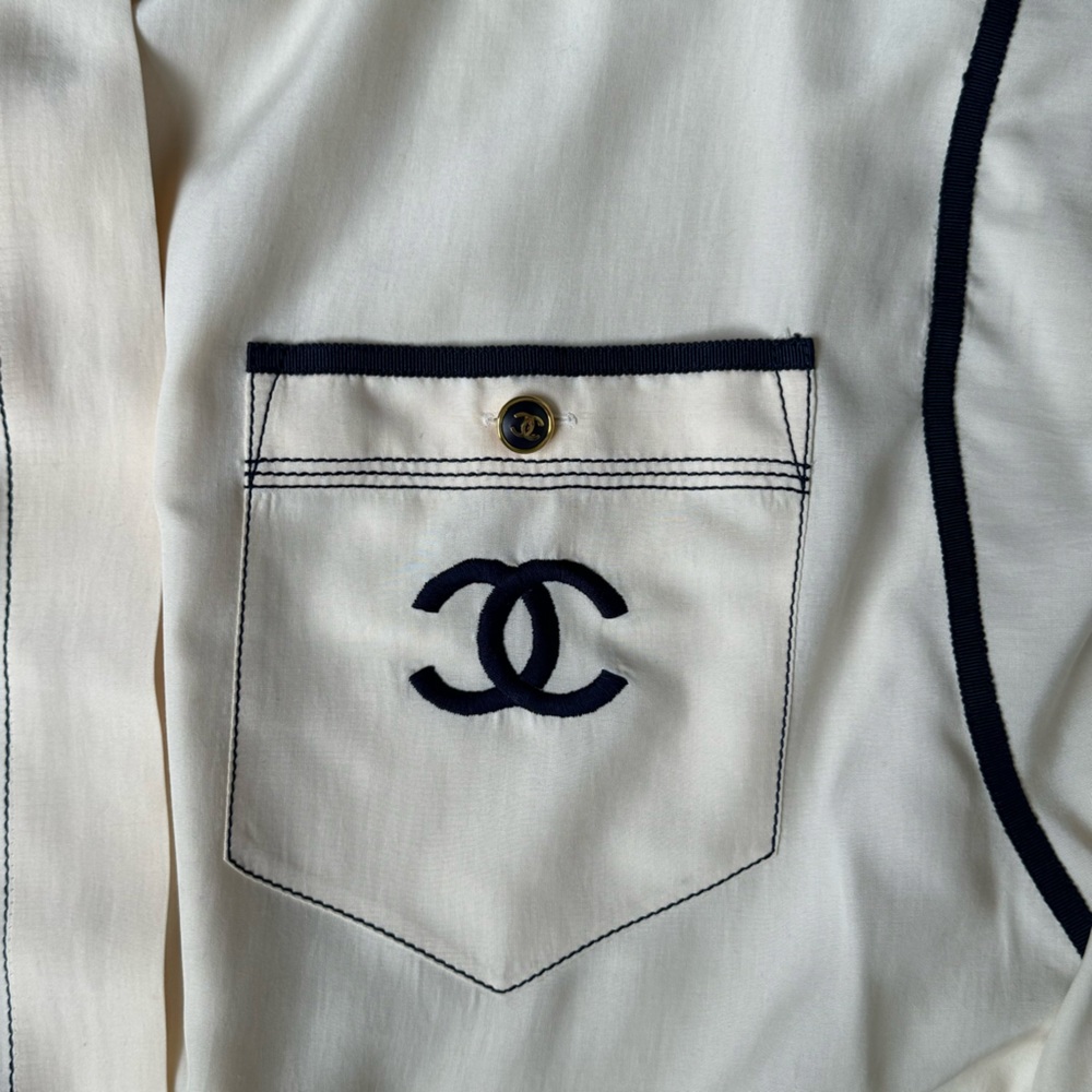 Chanel Vintage Embroidered Logo Button Down in Cream and Navy - Picture 4 of 7